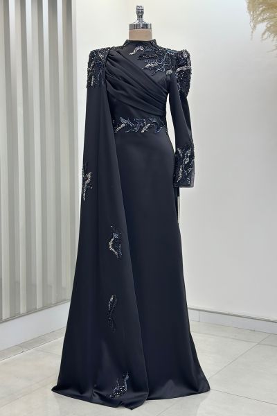 Pelerinli Drape Detay Saten Garnili Abiye